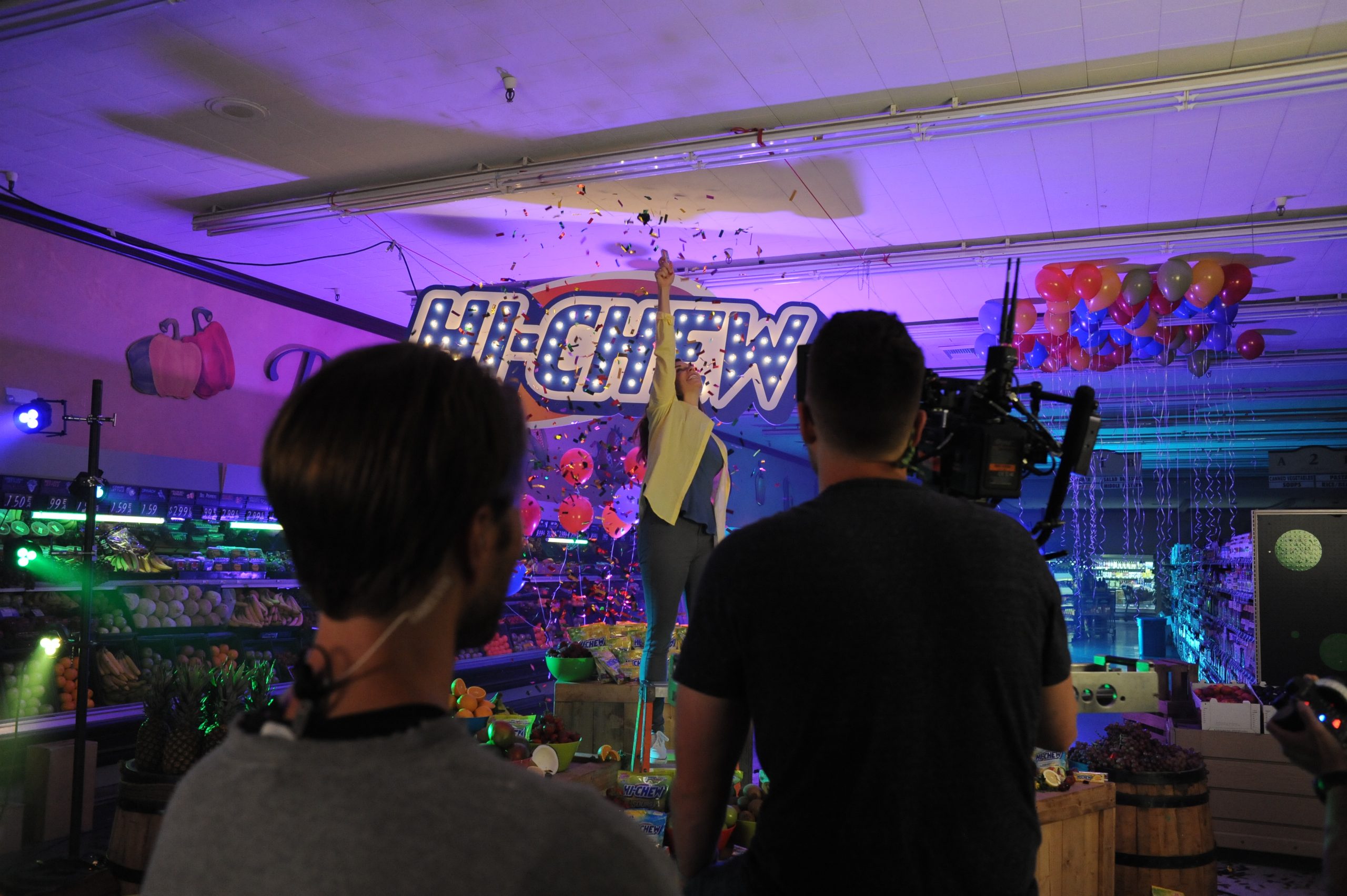 Behind the scenes of the HI-CHEW commercial